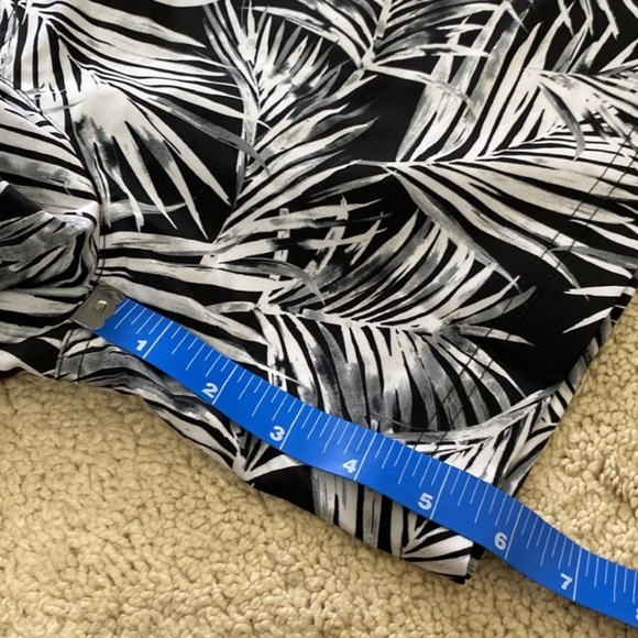 Fair Harbor The Sextant Trunk Lined Stretch Black White Palm Leaves Short Sz 38 - Picture 12 of 16